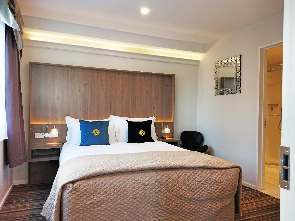 The Salisbury Business Class Christchurch Hotel
